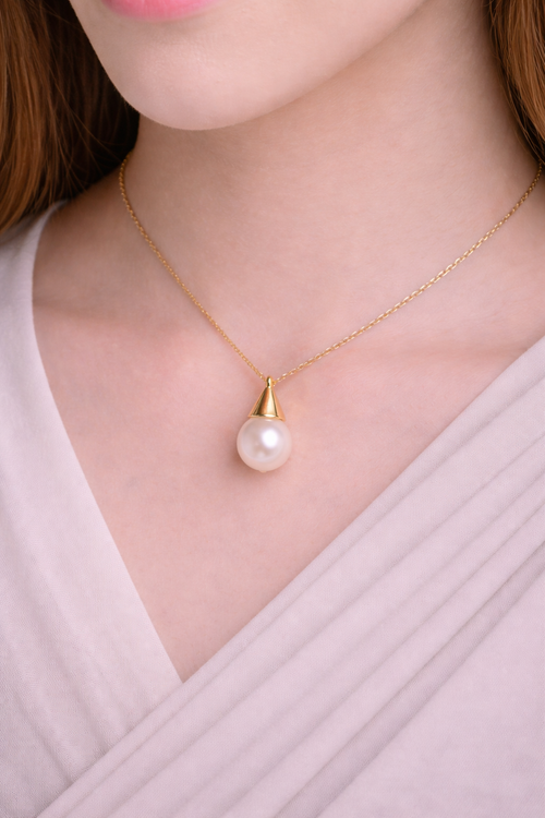 Akoya Golden Muse Pearl Pendant
