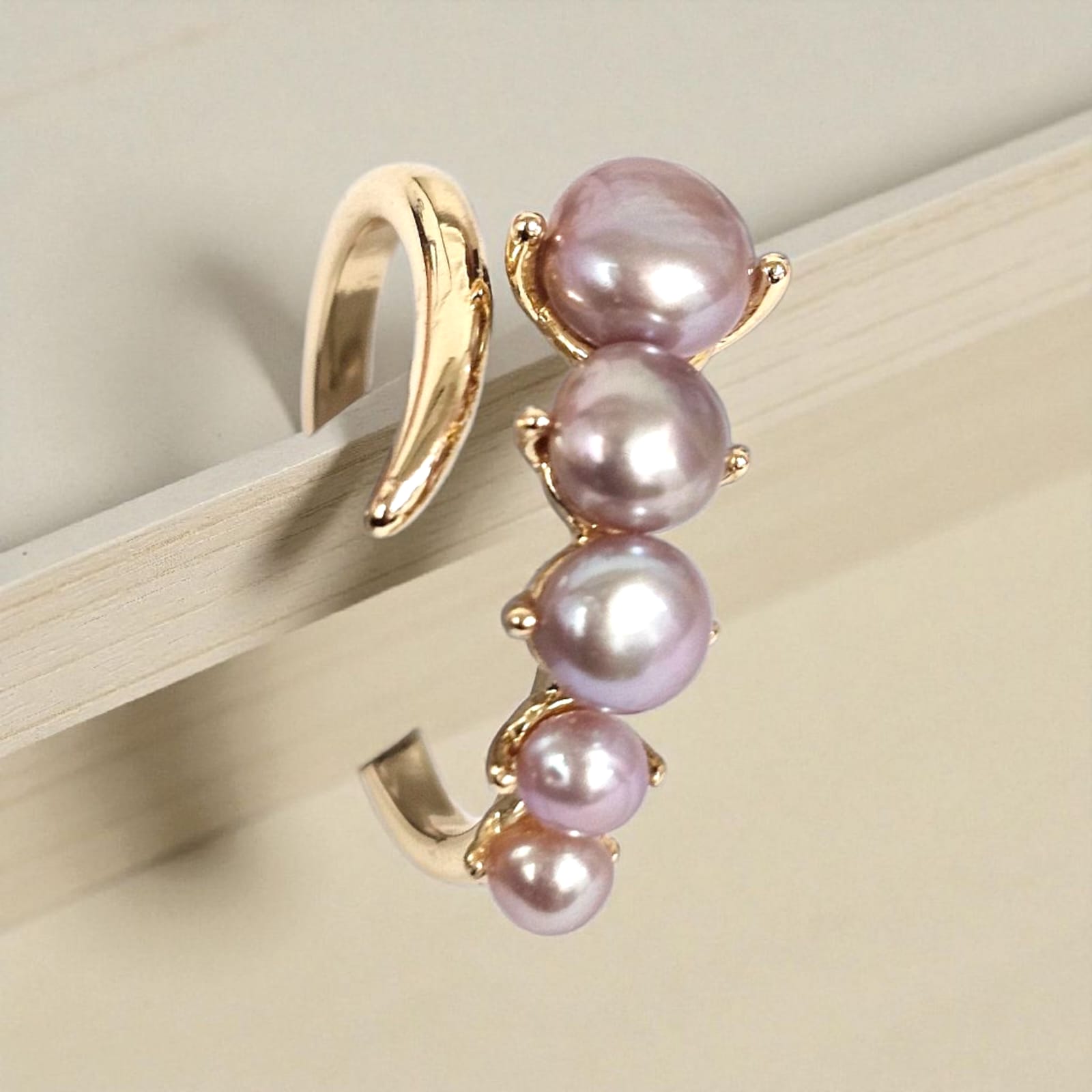 Freshwater Pearl Cascade Ring – Lavender